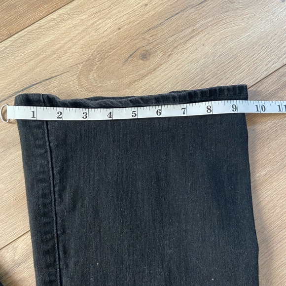 Levi’s Black Flare Jeans Women’s - Picture 10 of 14